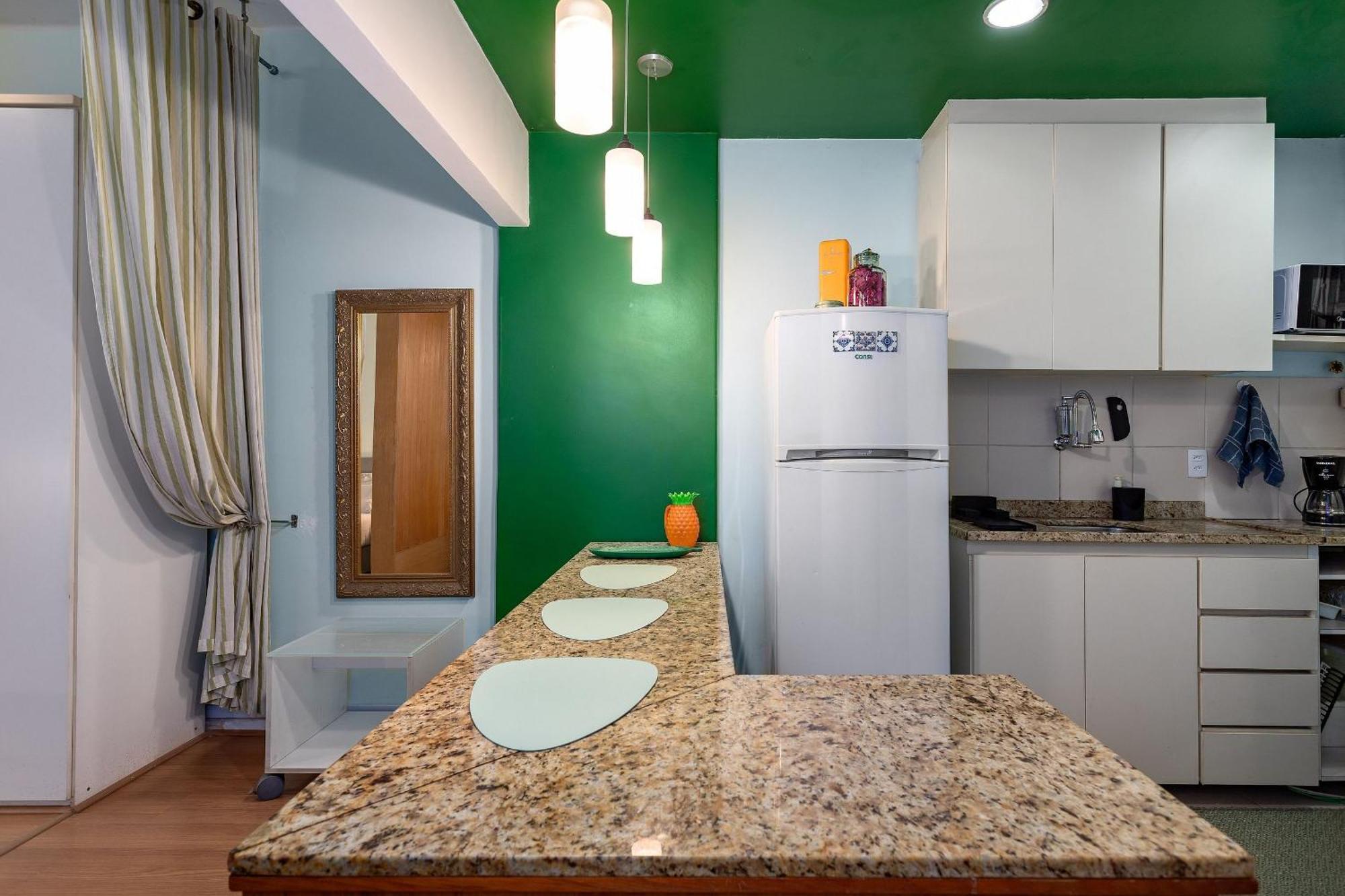 Apartemen Sol De Copacabana 300 M Da *
